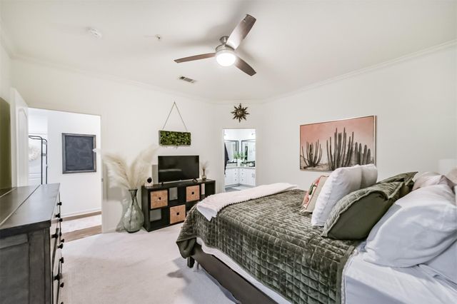 1711 Old Spanish Trail 132, Houston, TX 77054