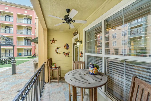 1711 Old Spanish Trail 132, Houston, TX 77054