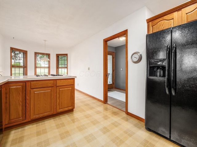 606 Kimberly Court, Heath, OH 43056