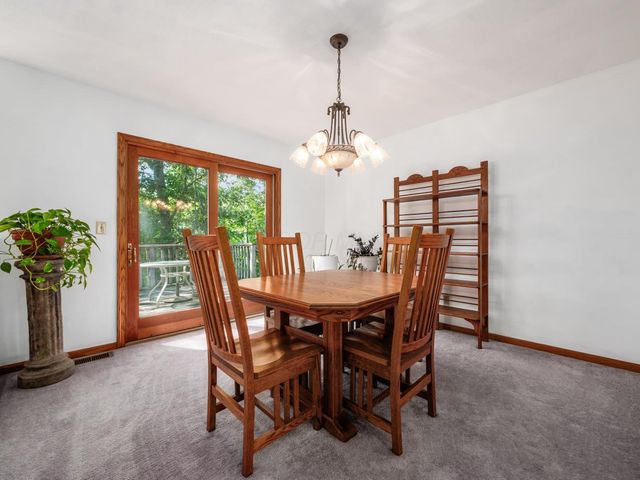 606 Kimberly Court, Heath, OH 43056