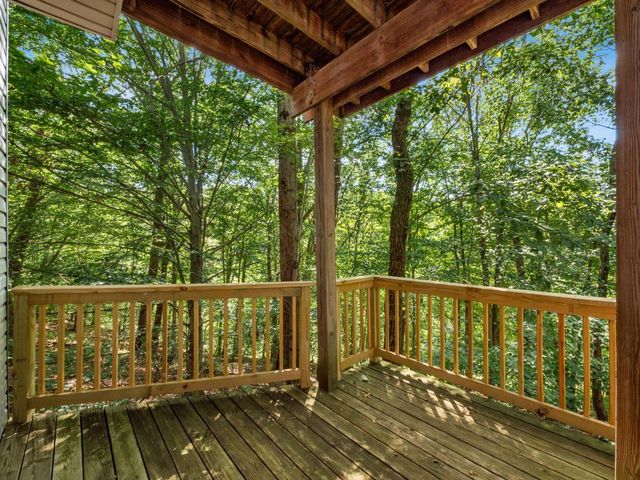 606 Kimberly Court, Heath, OH 43056