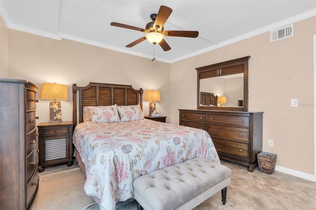 9755 HARRELL AVENUE 105, Treasure Island, FL 33706
