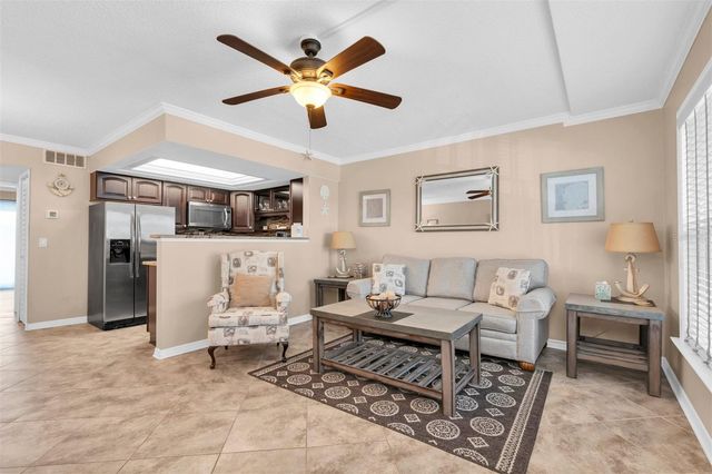 9755 HARRELL AVENUE 105, Treasure Island, FL 33706