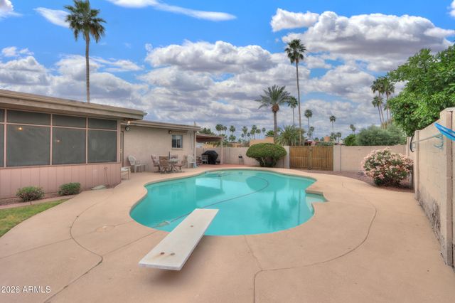 6902 E Sheena Drive, Scottsdale, AZ 85254