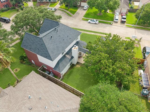 14922 Sawtooth Oak Drive, Houston, TX 77082