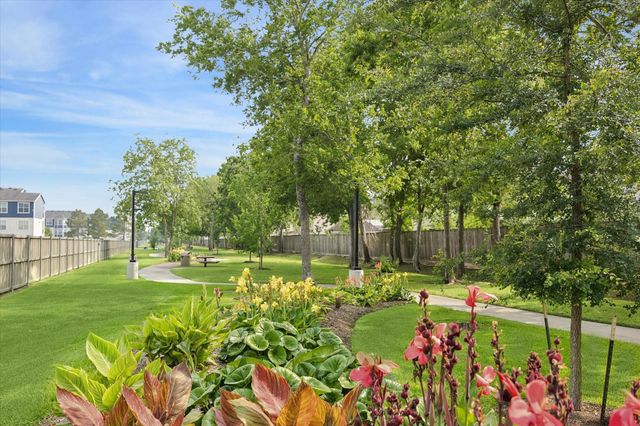 14922 Sawtooth Oak Drive, Houston, TX 77082