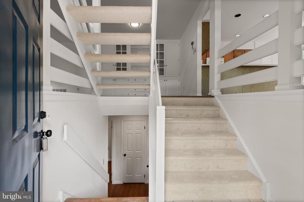 53 CABOT DR, CHESTERBROOK, PA 19087 — photo 2