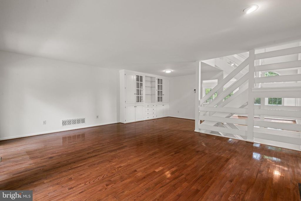 53 CABOT DR, CHESTERBROOK, PA 19087 — photo 5