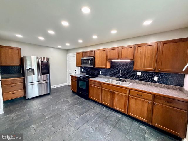 504 HITT CT, Culpeper, VA 22701