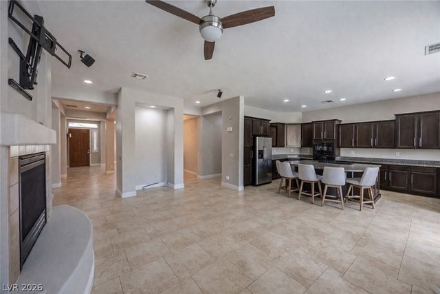 7270 Elessar Avenue, Las Vegas, NV 89178