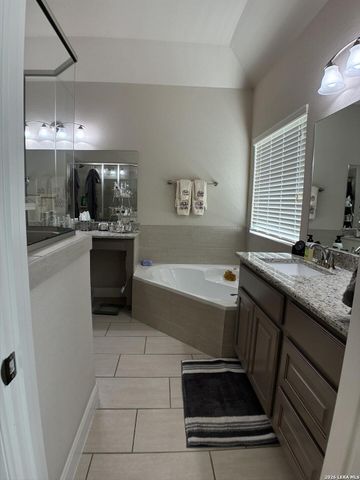 649 Vale, New Braunfels, TX 78132