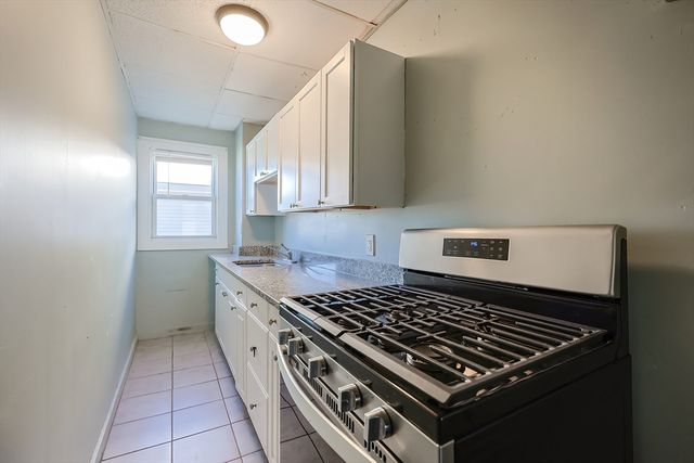 764 Plymouth Ave, Fall River, MA 02721