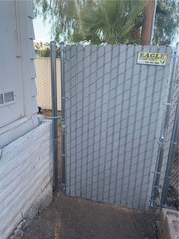 1933 W Robson Circle, Bullhead City, AZ 86442