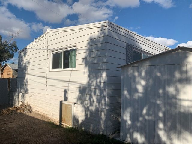 1933 W Robson Circle, Bullhead City, AZ 86442