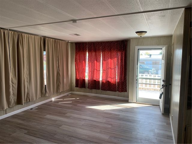 1933 W Robson Circle, Bullhead City, AZ 86442