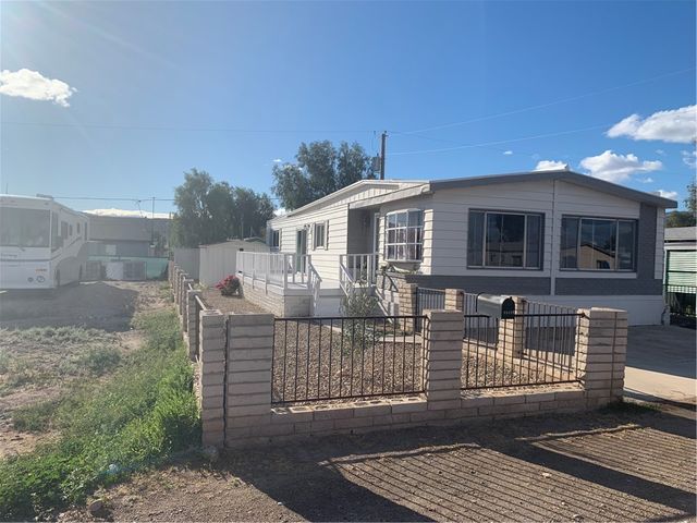 1933 W Robson Circle, Bullhead City, AZ 86442