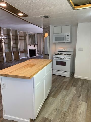 1933 W Robson Circle, Bullhead City, AZ 86442