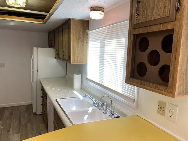 1933 W Robson Circle, Bullhead City, AZ 86442