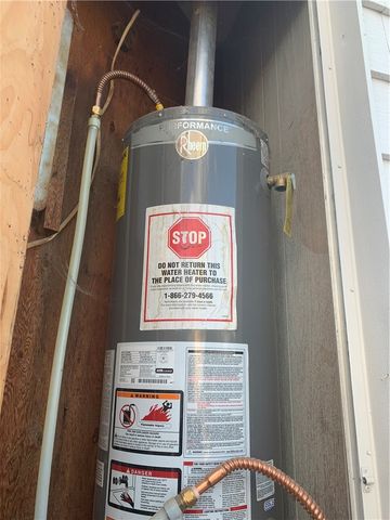 1933 W Robson Circle, Bullhead City, AZ 86442