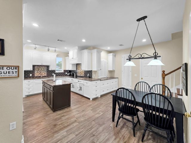 520 Meadow Lane, Winnie, TX 77665