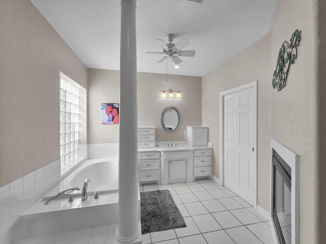 520 Meadow Lane, Winnie, TX 77665