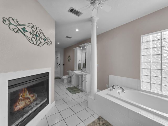 520 Meadow Lane, Winnie, TX 77665