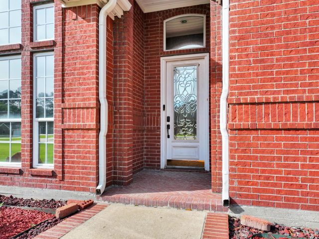 520 Meadow Lane, Winnie, TX 77665