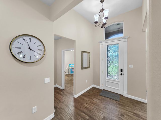 520 Meadow Lane, Winnie, TX 77665