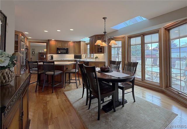 811 Thomas Fox Drive West, North Tonawanda, NY 14120