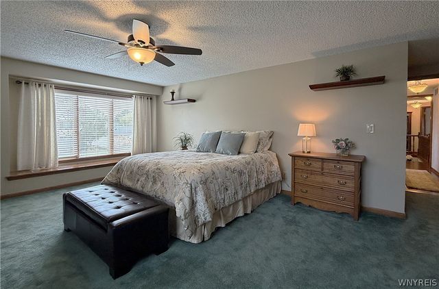 811 Thomas Fox Drive West, North Tonawanda, NY 14120