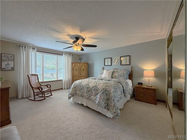 811 Thomas Fox Drive West, North Tonawanda, NY 14120