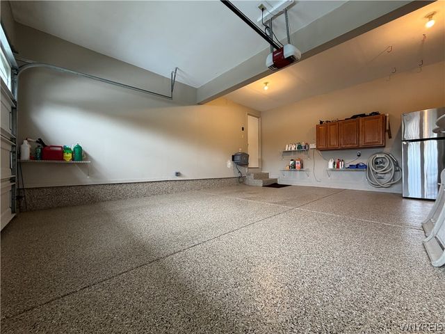 811 Thomas Fox Drive West, North Tonawanda, NY 14120