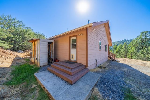 29734 McNabb Cypress Road, Montgomery Creek, CA 96065