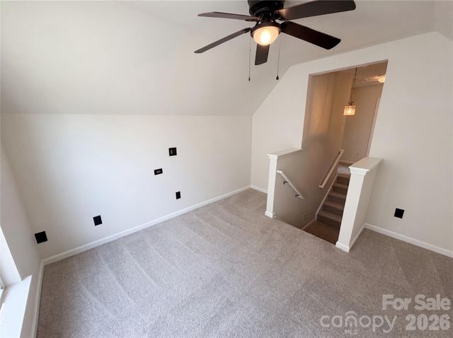 6121 Linda Vista Lane, Charlotte, NC 28216