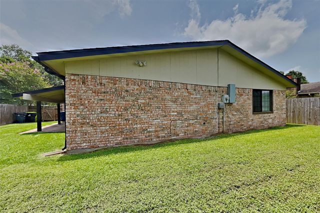 2102 Turtle Creek Drive, Missouri City, TX 77459