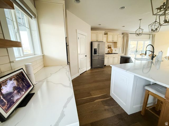 6946 W IVIE FARMS DR, Herriman, UT 84096