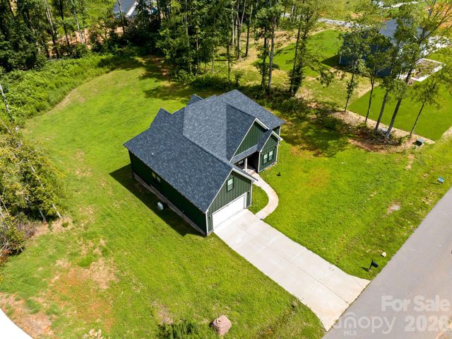 2002 Plain Field Drive, Bessemer City, NC 28016