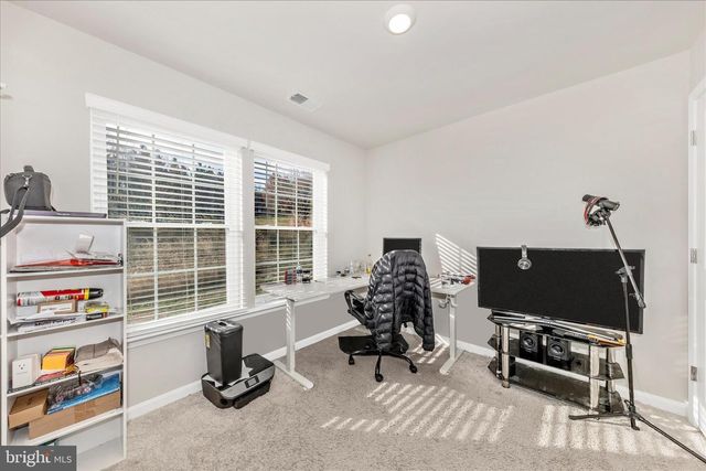 8648 WALTER MARTZ RD, Frederick, MD 21702