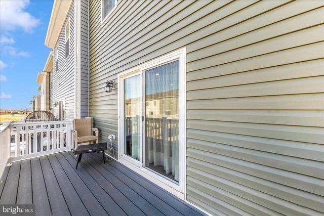 8648 WALTER MARTZ RD, Frederick, MD 21702