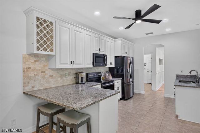 25020 Divot DR, Bonita Springs, FL 34135