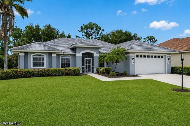25020 Divot DR, Bonita Springs, FL 34135