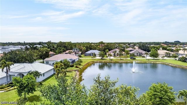 25020 Divot DR, Bonita Springs, FL 34135