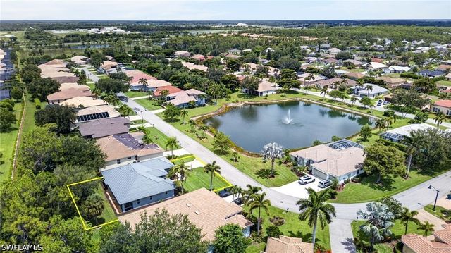 25020 Divot DR, Bonita Springs, FL 34135