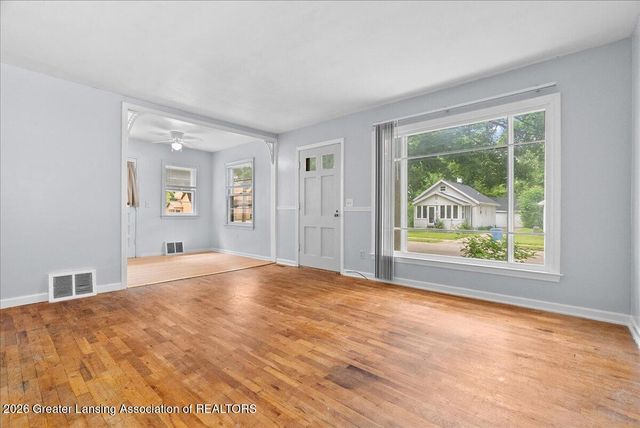 2115 Donora Street, Lansing, MI 48910