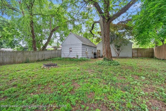 2115 Donora Street, Lansing, MI 48910