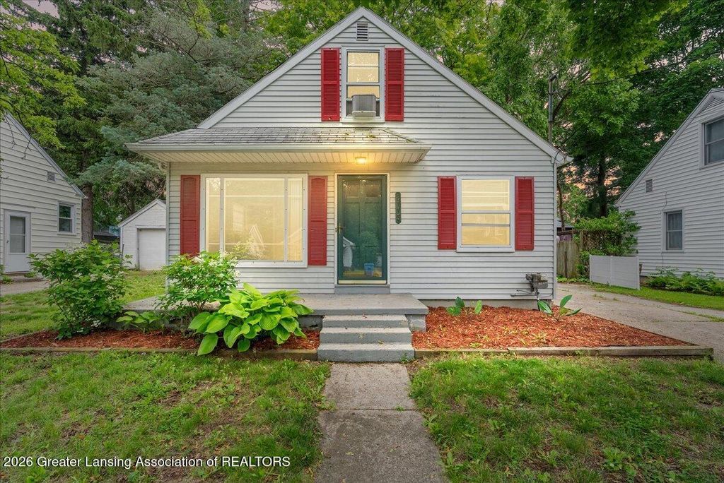 2115 Donora Street, Lansing, MI 48910