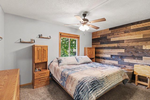 7317 Inwood Avenue S, Cottage Grove, MN 55016