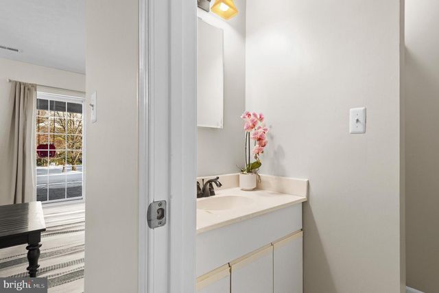 203 CASTLETOWN RD, Lutherville Timonium, MD 21093