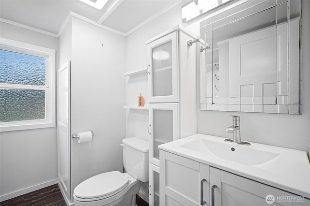 6978 Hannegan Road, Lynden, WA 98264