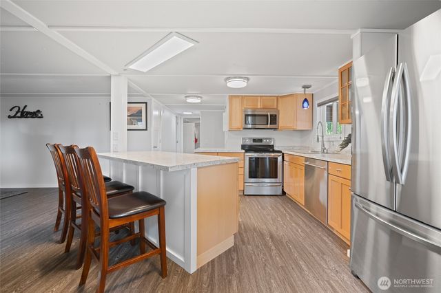 6978 Hannegan Road, Lynden, WA 98264